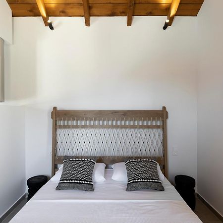 Lichnos Luxury Suites Sourpi Eksteriør billede