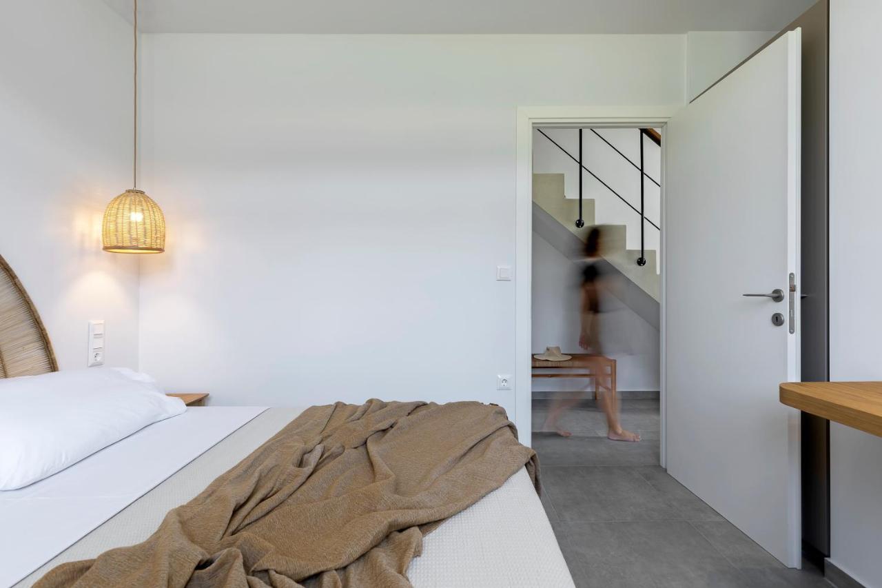 Lichnos Luxury Suites Sourpi Eksteriør billede