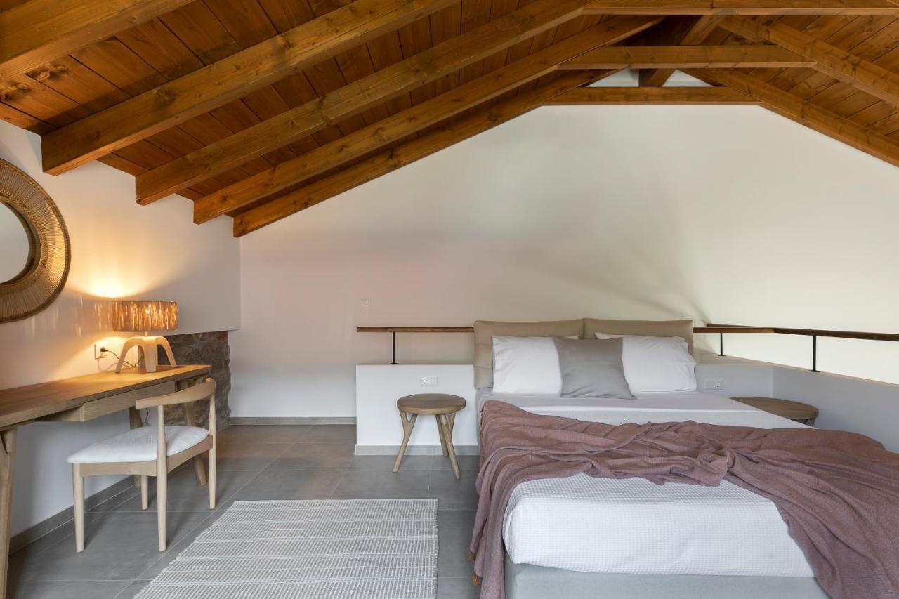 Lichnos Luxury Suites Sourpi Eksteriør billede
