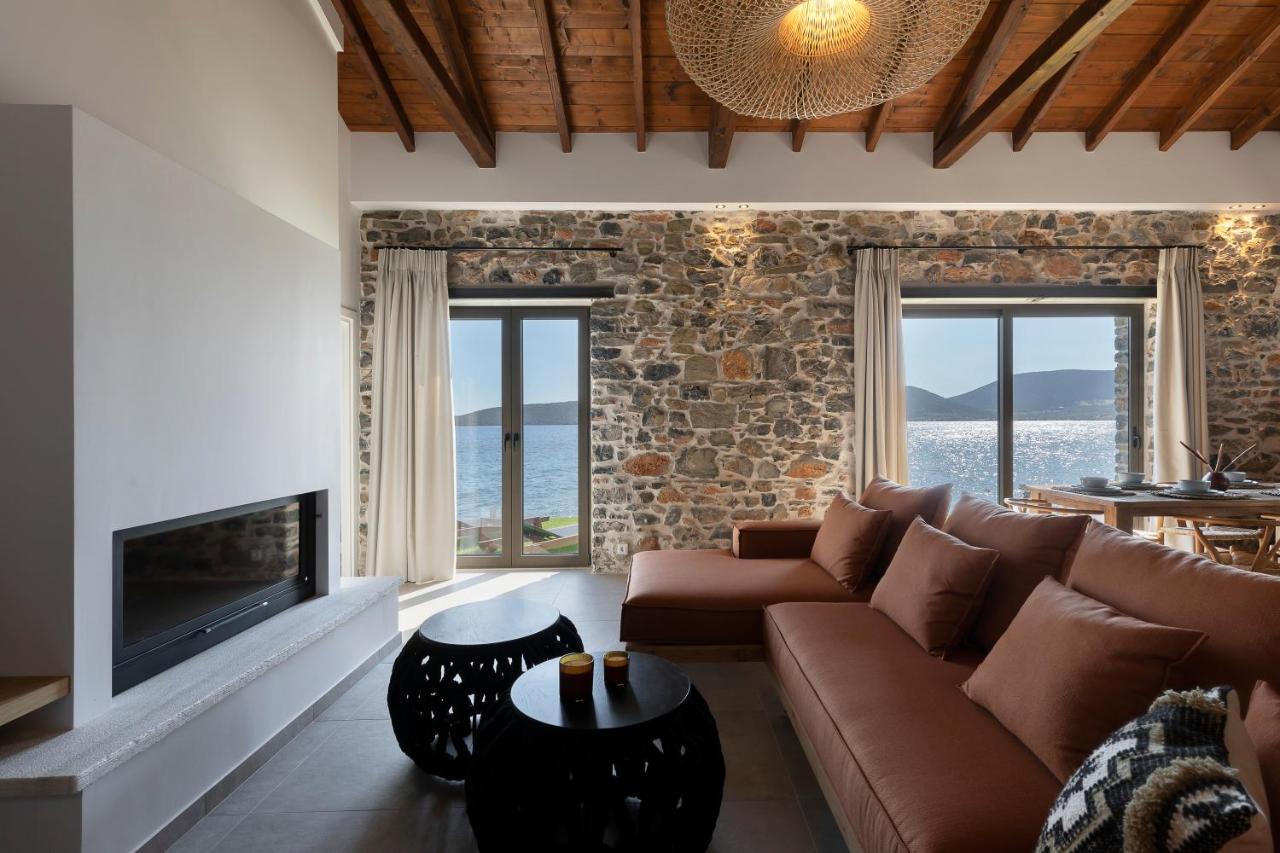 Lichnos Luxury Suites Sourpi Eksteriør billede