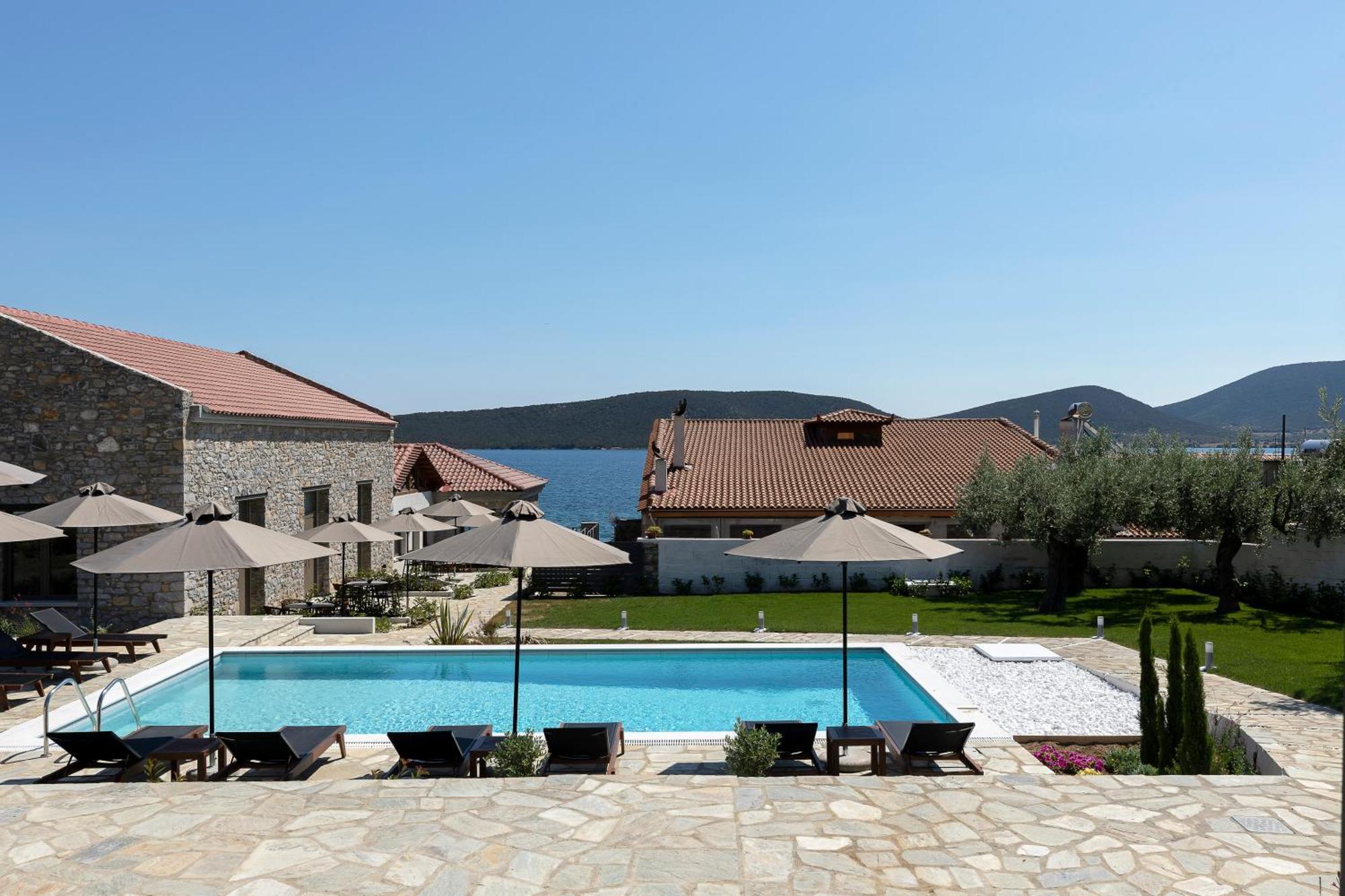 Lichnos Luxury Suites Sourpi Eksteriør billede